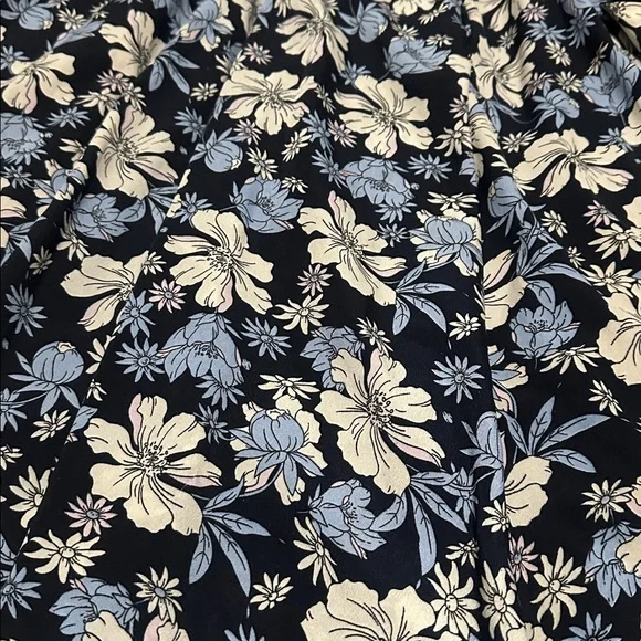 Navy and Cream Floral A-Line Skirt size XS - Picture 4 of 8